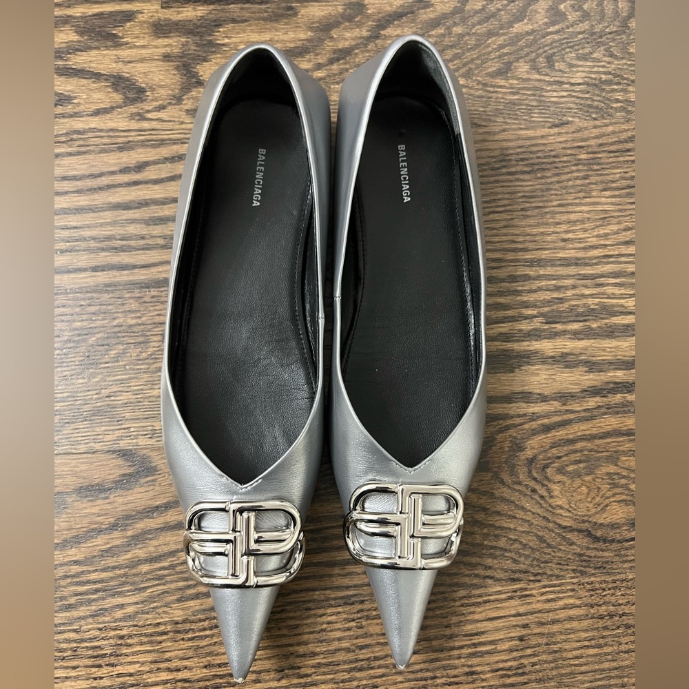 Balenciaga BB leather ballet flats square back silver